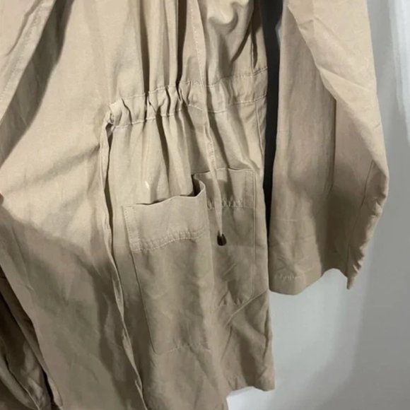 Tan Coat - Picture 2 of 5